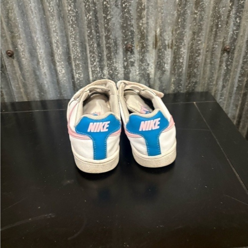 Nike Kids White Pink Blue Velcro Sneakers Youth Size 2Y Athletic Shoes - Picture 3 of 4